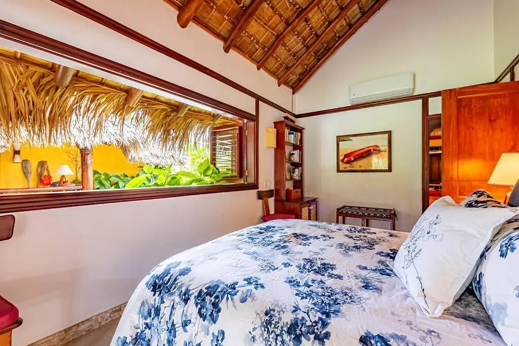 Luxurious & Spacious Beach Villa - El Sosiego Coson